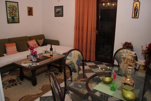 Apartment Glomazic - image 12