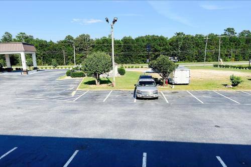Western Motel - image 7