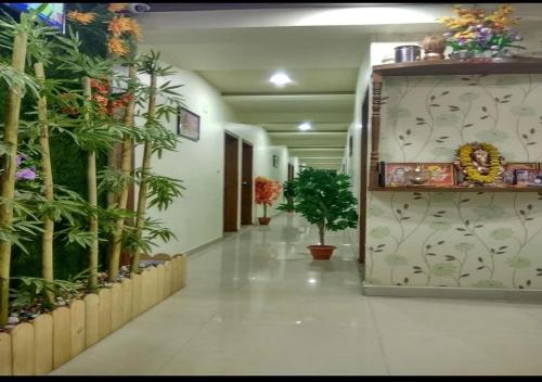 Hotel Red Rose - Ahmedabad