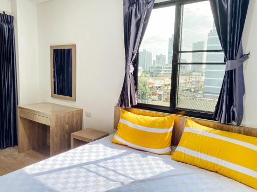 GP House Bangkok - Sukhumvit Onnut BTS Skytrain, Bangkok