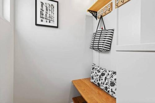 French Country Inspired Two Bed Guest Suite in Londonderry, USA