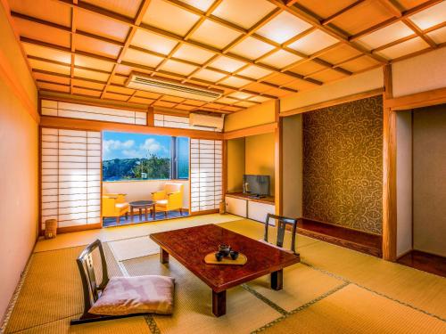 Standard Japanese-Style Room with Bathroom and Pool View