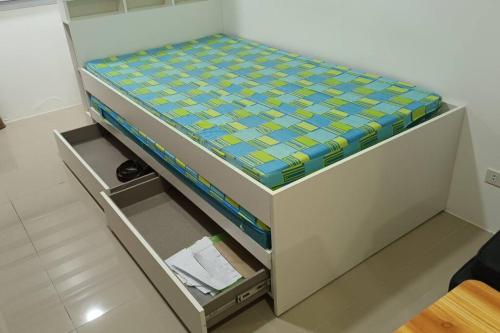 Apartment Unit in Downtown Manila Apartment Unit in Downtown Manila