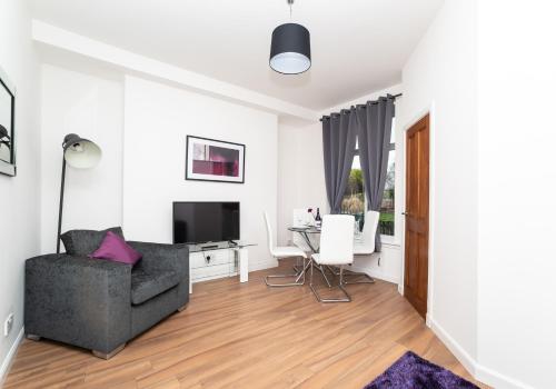 Cosy Apartment by Klass Living Bellshill