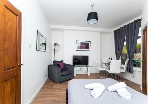 Cosy Apartment by Klass Living Bellshill