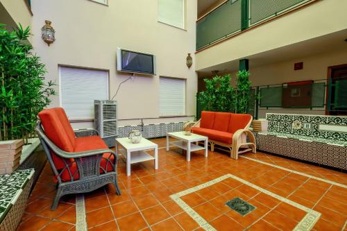 Létesítmények, Hotel H28 Camas in Camas