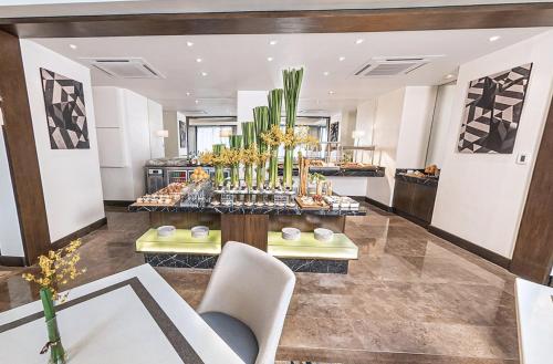 Mat och dryck, Seda Ayala Center Cebu in Cebu