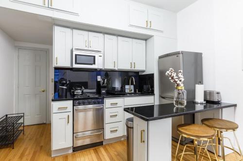 Apartment 283: Columbus Circle in New York, USA