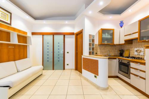 Tolentino Studio Flat by Napoliapartments - image 5