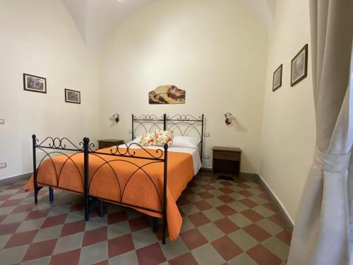 B&B Palazzo Tornabene – Catania, CA