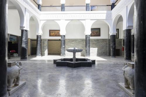 숙소 외관, Hotel Calipau Riad Maison d'Hotes in 다클라