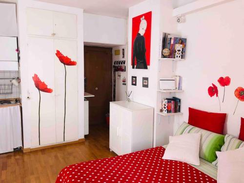 Lovely studio near Colosseum, Řím (fotografie 10)