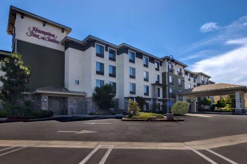 . Hampton Inn & Suites San Luis Obispo
