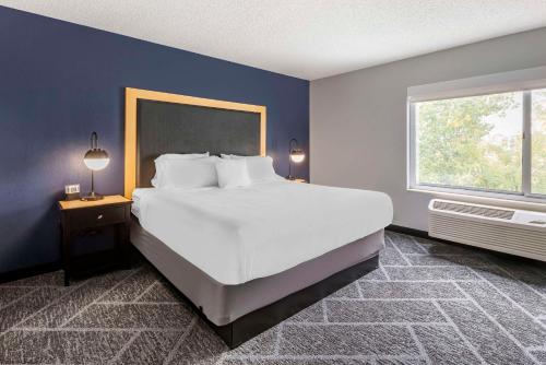 Cambria Hotel Minneapolis Maple Grove