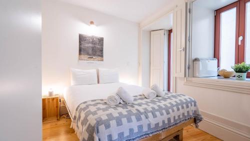 Taipas Tranquility: Cozy T0 by LovelyStay, Oporto