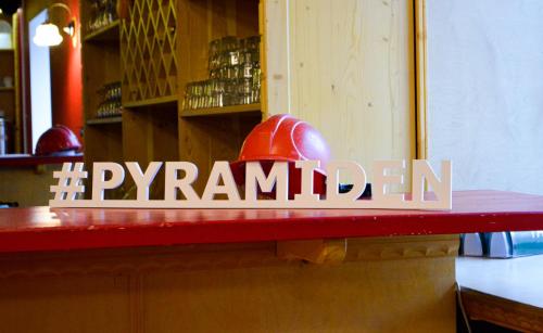 Restaurante, Hotel Pyramiden in Longyearbyen City Center
