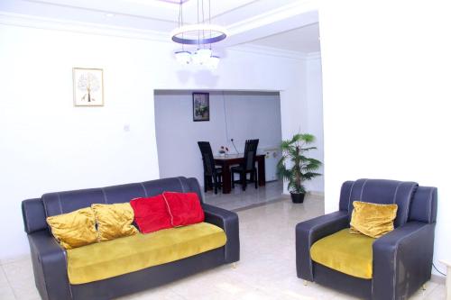 Best Choice Home 2bedroom Shortlet -Free Wifi & 24hrs light -N39,000