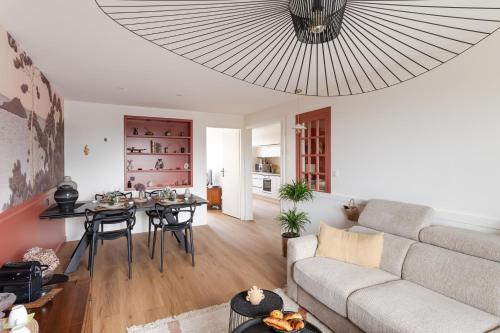 One-Bedroom Apartment image 8