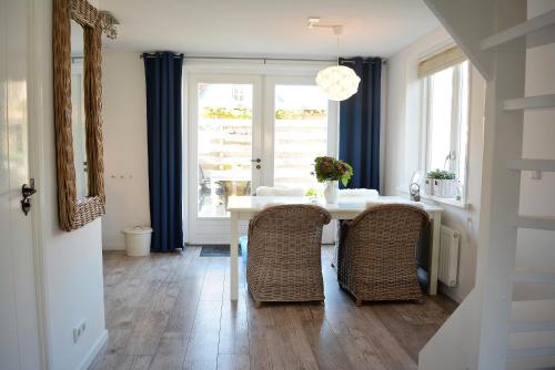  DW122- Bright and sunny holiday home in Domburg