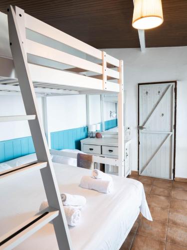 Casanaga Room Type - Quadruple Room with Sea View