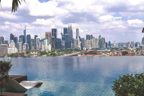 Studio with infinity Pool near KLCC