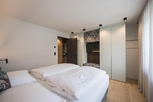 Luis Chalet, Brunico (foto 8)