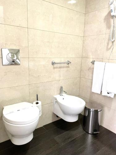 Hotel Universal - image 6