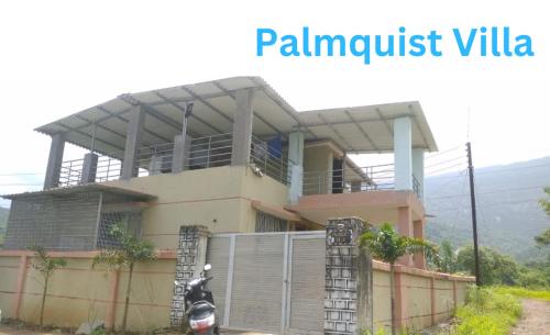 Palmquist Villa