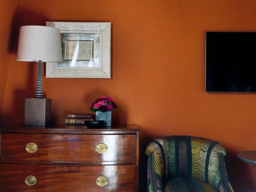 Number Sixteen, Firmdale Hotels