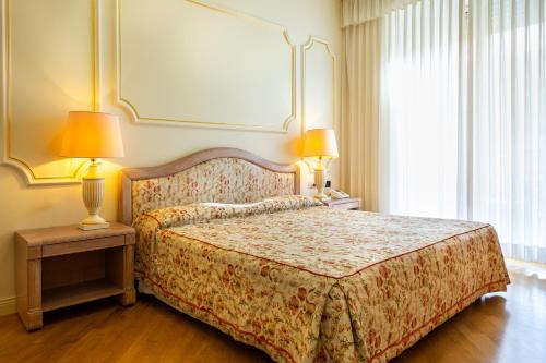 Hotel Astoria - image 9