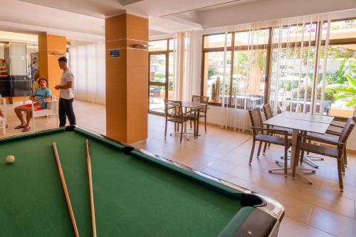 Apartamentos Isla Del Sol - image 6