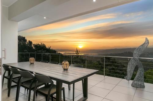 BQ6 - Pezula Gucci's Luxury Retreat -