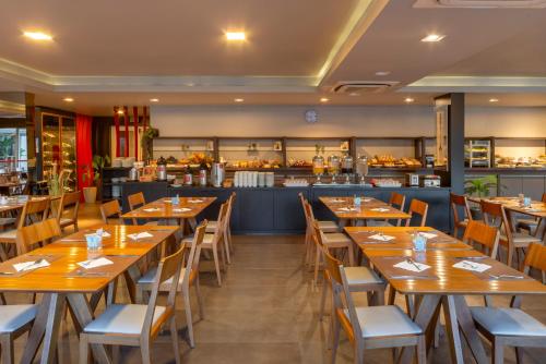 餐饮, Hotel Laghetto Stilo Borges Oficial in 格拉马杜