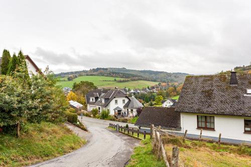 Ferienwohnung Kleine Auszeit 2.3km von Am Hahnenborn entfernt