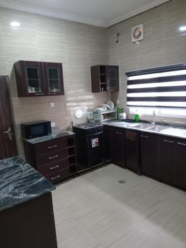 bucătărie, OD-V!CK'S CLASSIC, Wuse 2 extension, upscale Jahi district WiFi,24hr power,security, dstv in Abuja