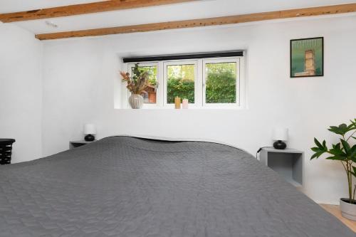 Moderne & Fuldt udstyret lejlighed m.plads til 4, Højbjerg (foto 7)