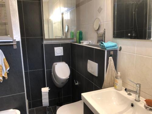 Fürdőszoba, Lioba Drescher Hendel in Treptow