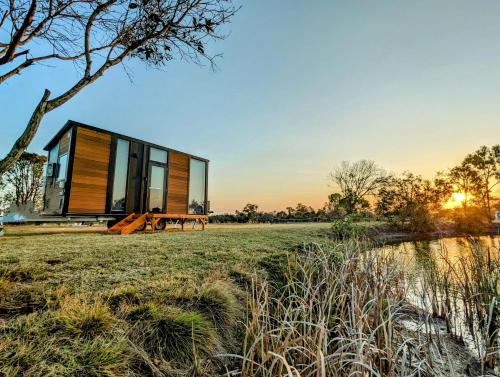 Turtle Island Lakeside Tiny House