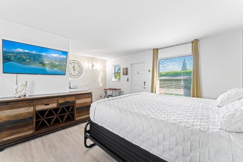 Steps From The Beach-all Renovated Studio Unit #3 in Fort Lauderdale, USA