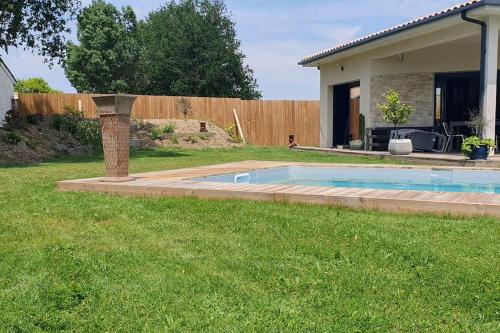 Maison entre océan et vignoble juillet aout