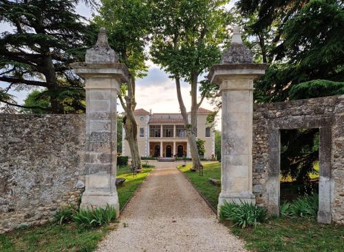 Hôtel Villa Walbaum - Hotel - Vallon-Pont-dʼArc