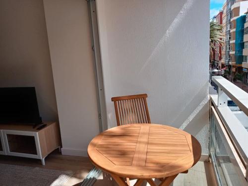 One-Bedroom Apartment image 5