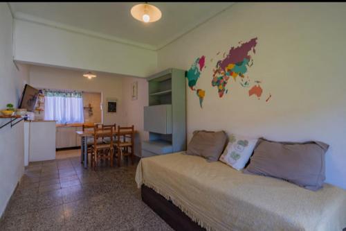 Casita con parque Pet Friendly a 2 cuadras de la playa in 바리오 콘스티투시온