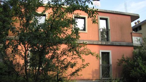 Lero Apartments - image 12