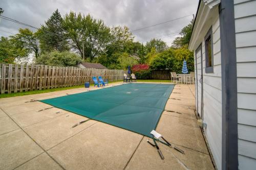 Cozy Erie Vacation Rental with Patio and Seasonal Pool