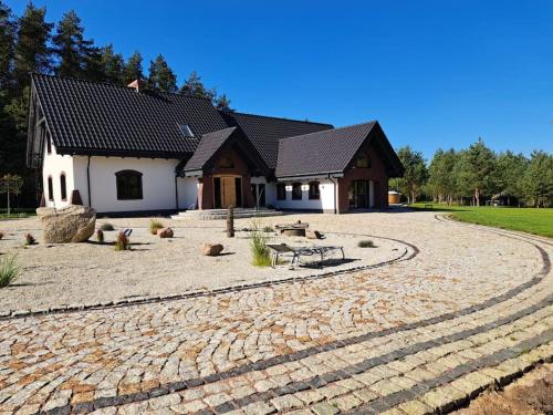 Зовнішній вигляд готелю, Dworek Willa Biała Góra (Dworek Willa Biala Gora) in Lubawa