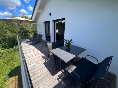 Riverside, Prem (fotografie 10)