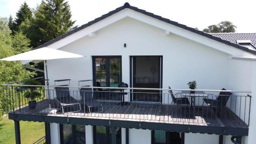 Riverside, Prem (fotografie 9)