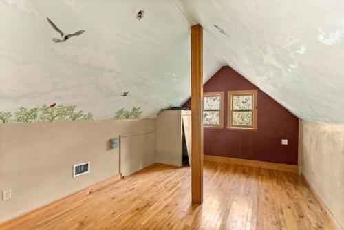 Amazing 2br 2ba with Loft C