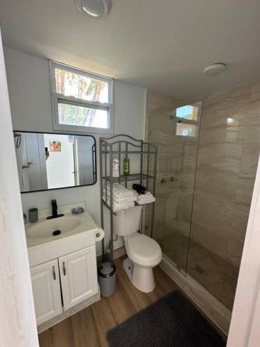 Stylish StudioBrickellLittle Havana-ItalianPlaza - image 2
